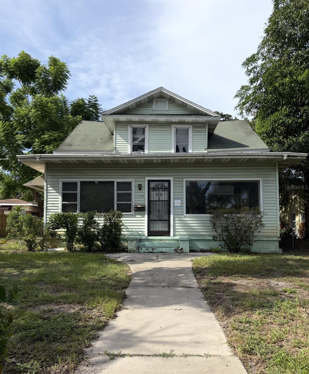 1708 12th Ave W Property Photo 1