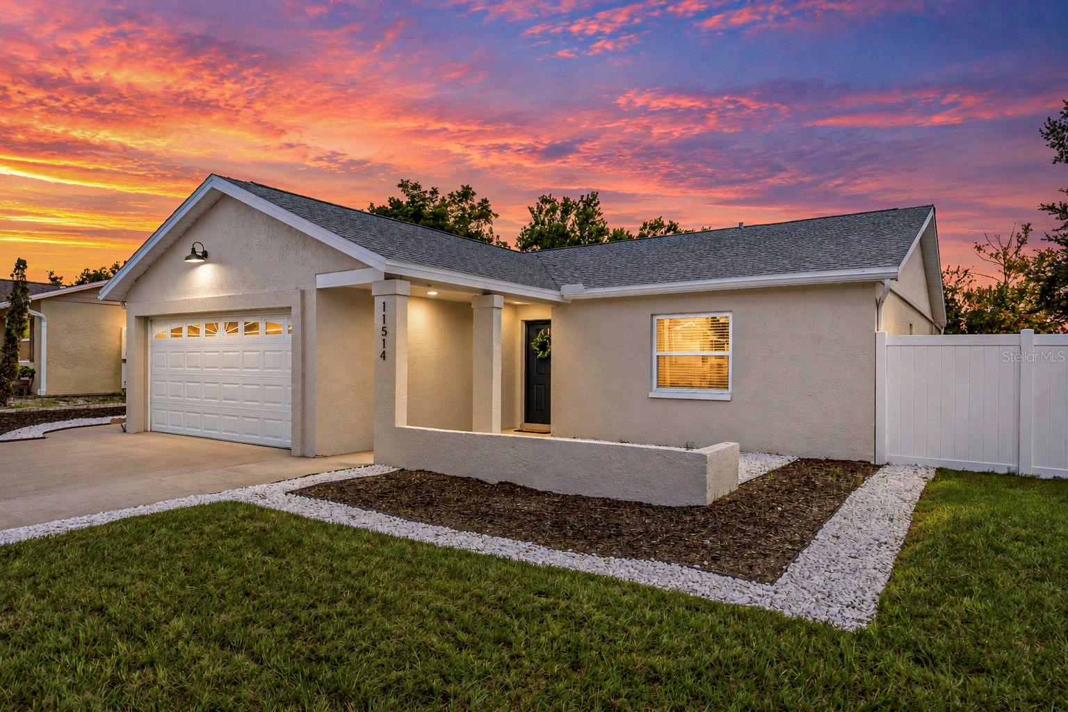 11514 Bee Hive Ln Property Photo 1