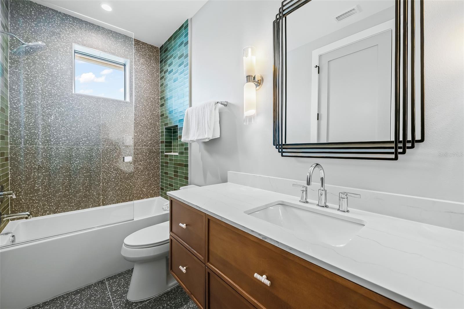 2109 Avenue C Property Photo 31
