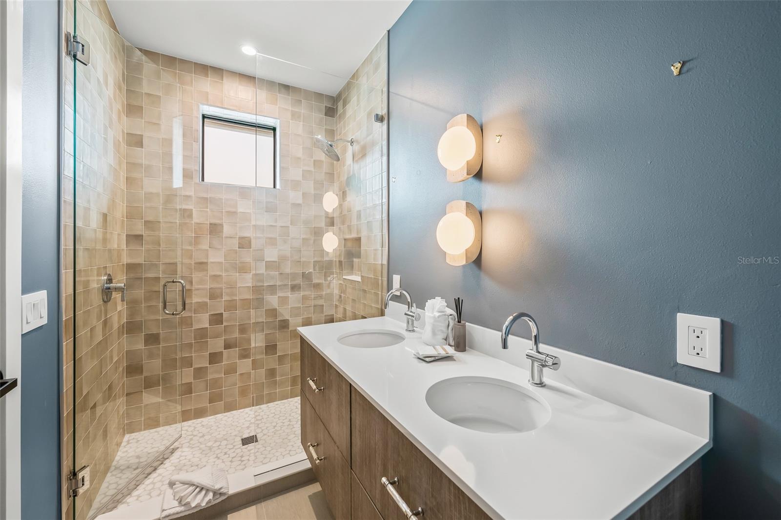 2109 Avenue C Property Photo 39