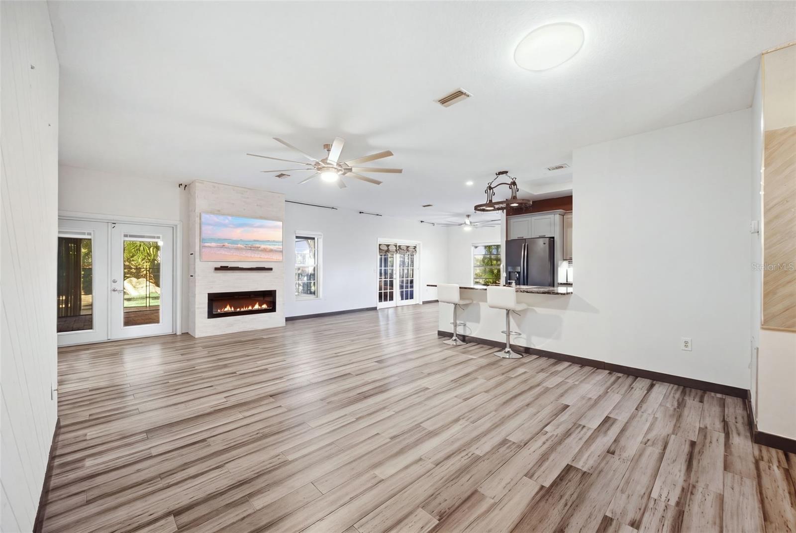 4656 31st Ct E Property Photo 9
