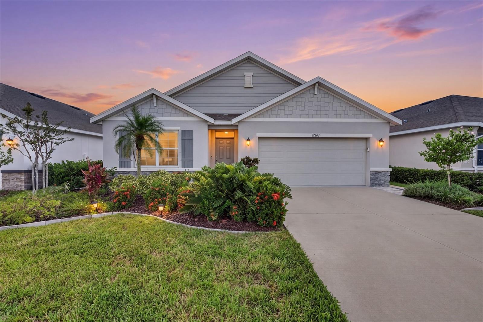 17206 Reserva Dr Property Photo 3