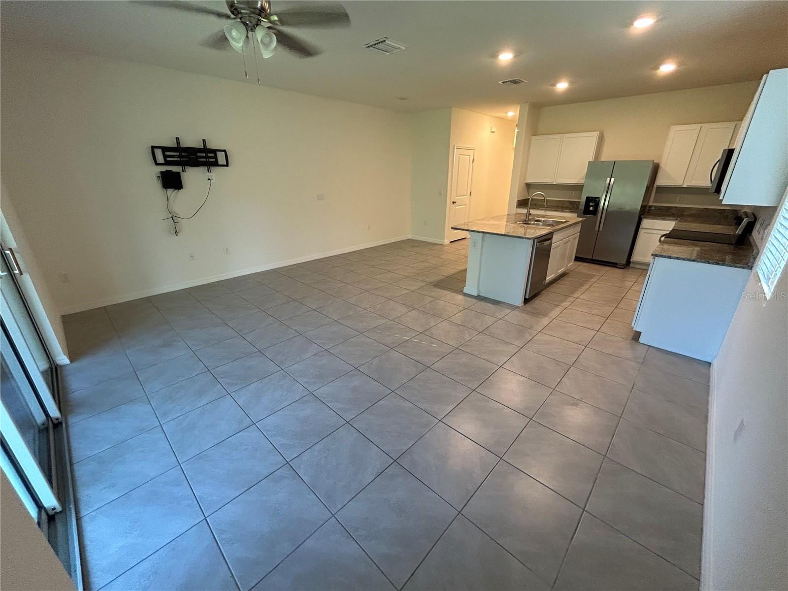 8736 Milestone Dr Property Photo 5