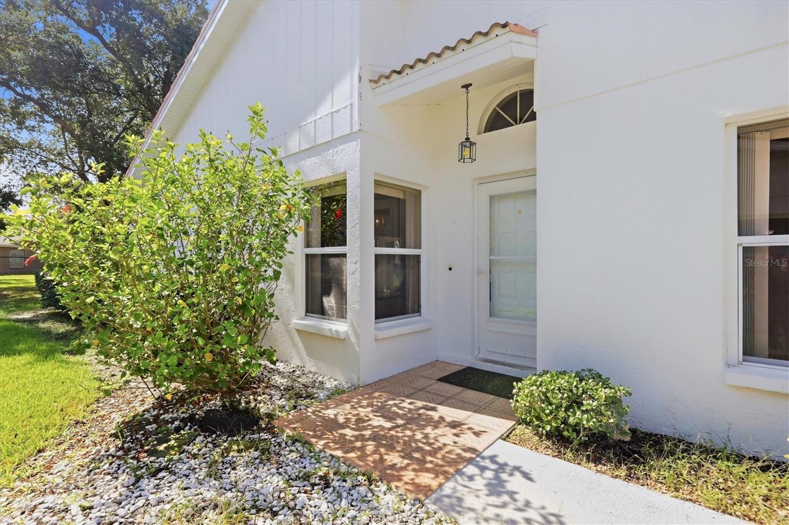 5837 Garden Lakes Dr Property Photo 5