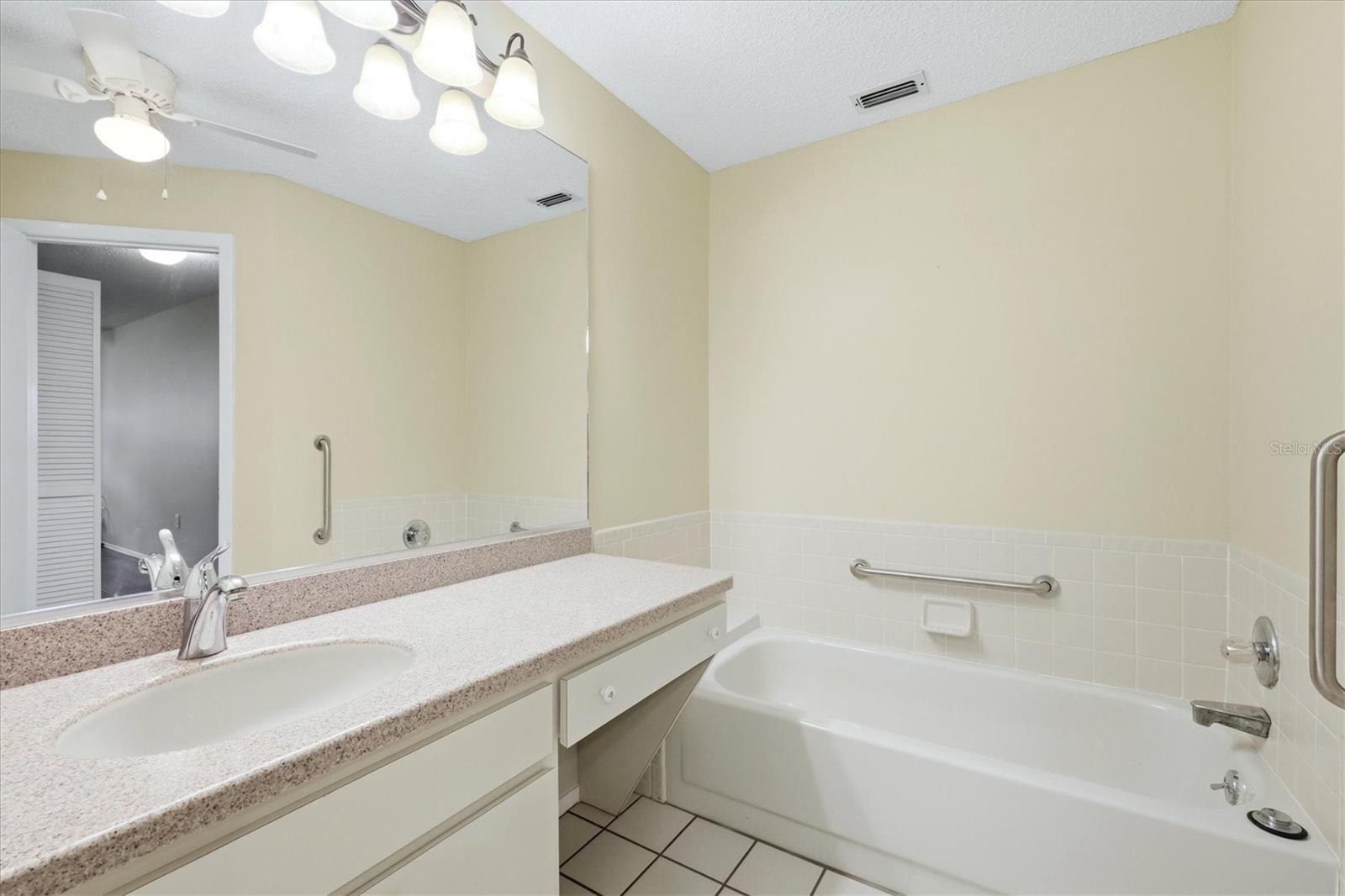 5837 Garden Lakes Dr Property Photo 26