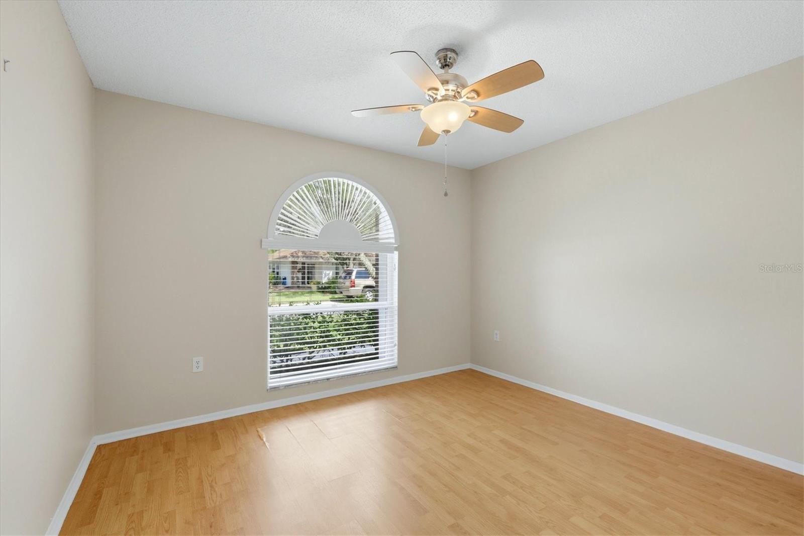 5837 Garden Lakes Dr Property Photo 27