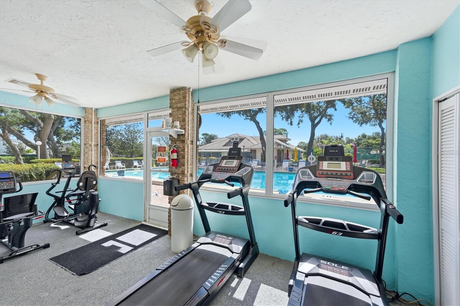 5837 Garden Lakes Dr Property Photo 41