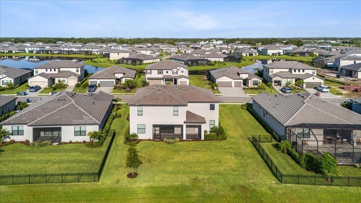 4873 Seafoam Trl Property Photo 2