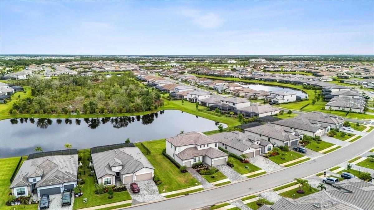 4873 Seafoam Trl Property Photo 10