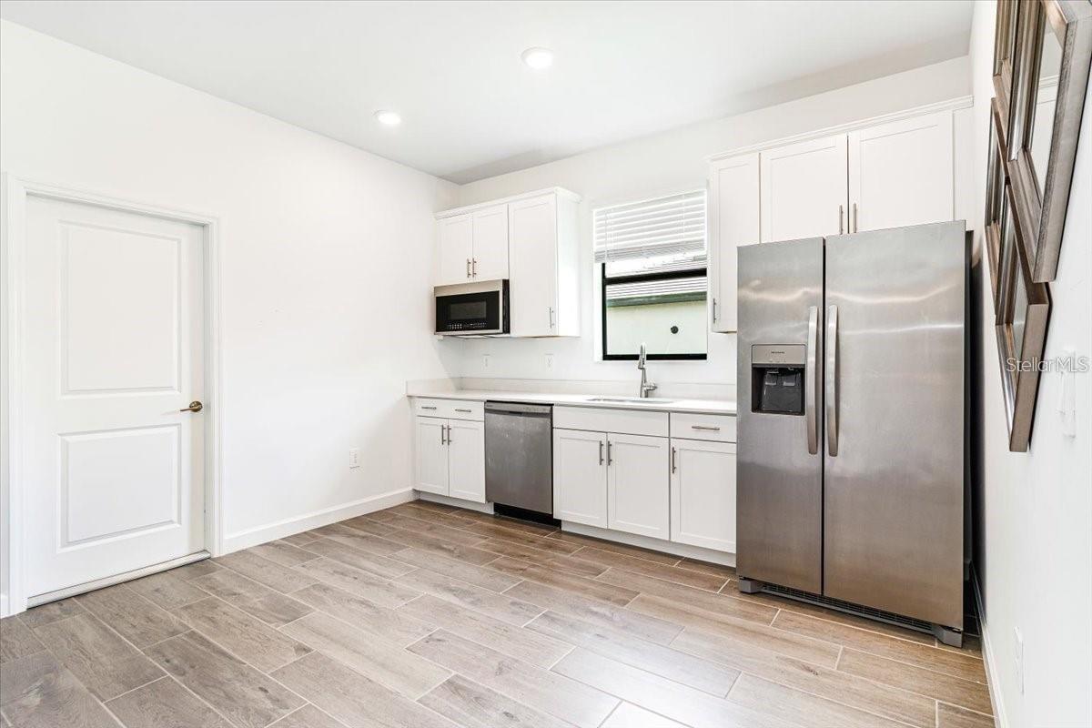 4873 Seafoam Trl Property Photo 30