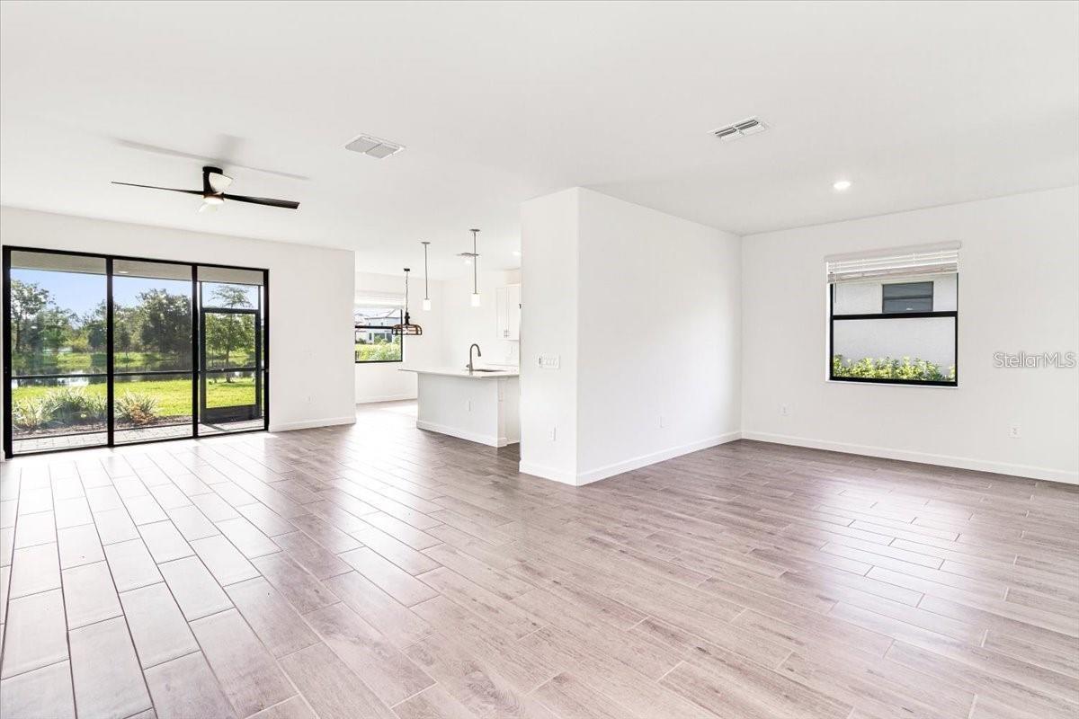 4873 Seafoam Trl Property Photo 44