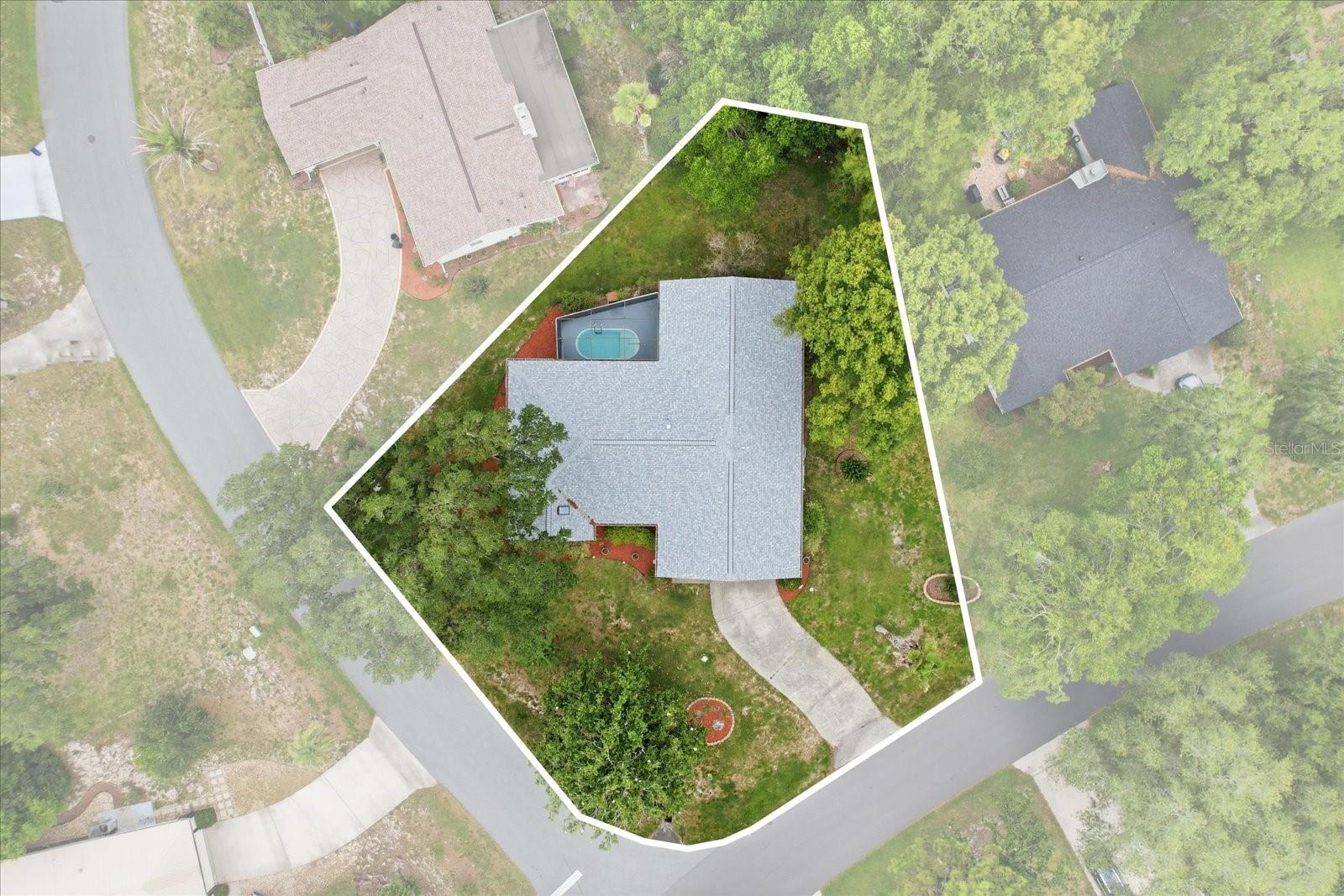 7 SYCAMORE CIR Property Photo 1