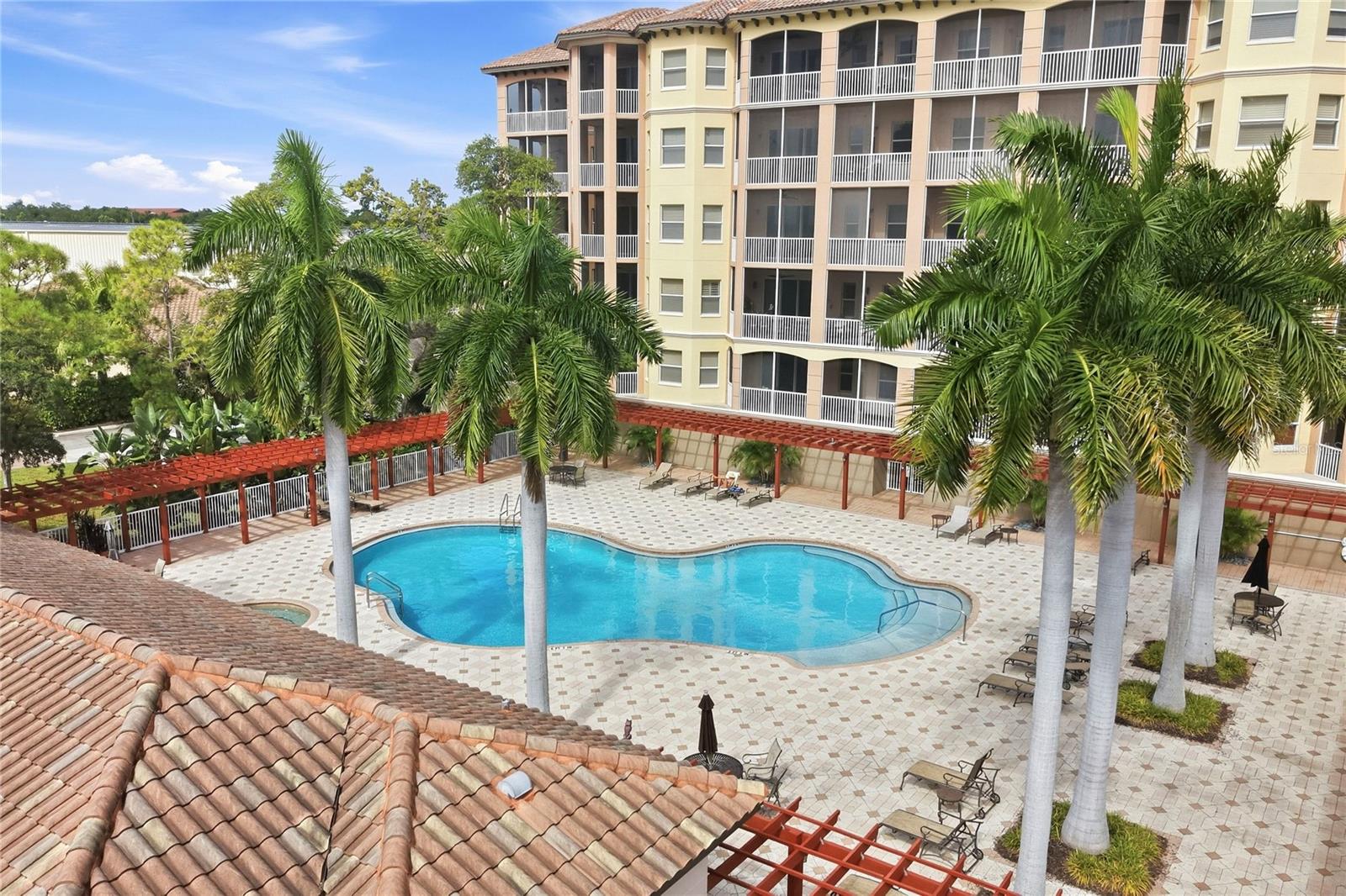 5531 Cannes Cir #403 Property Photo 18