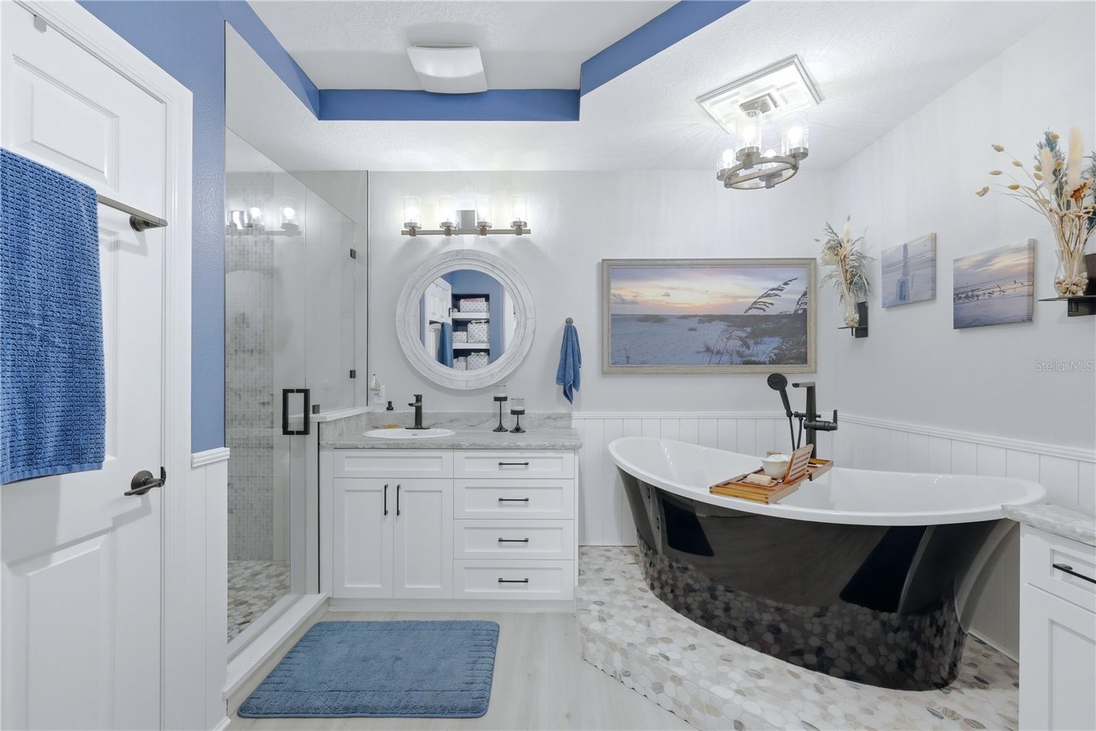 5531 Cannes Cir #403 Property Photo 29