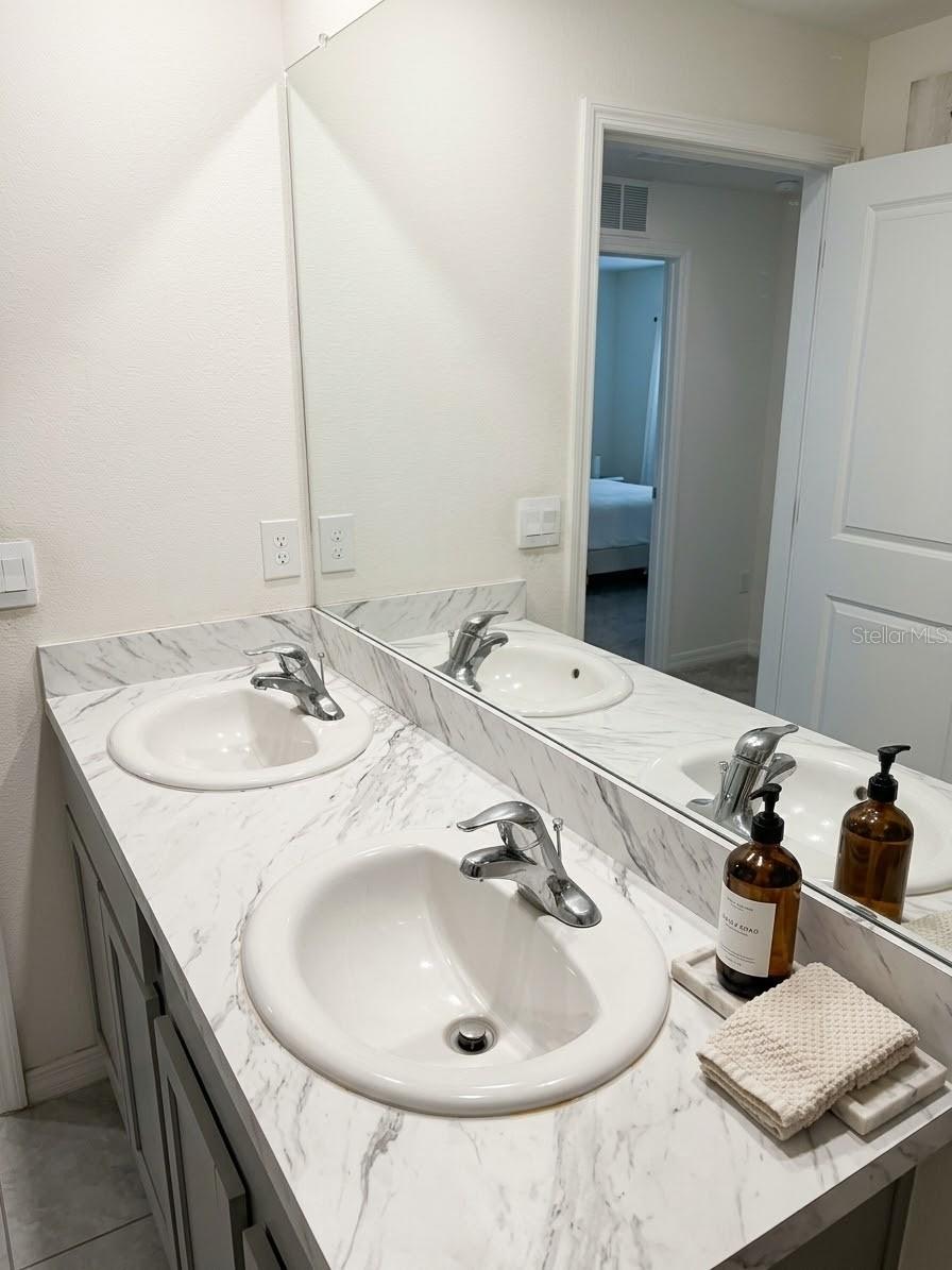 5058 Granite Dust Pl Property Photo 5