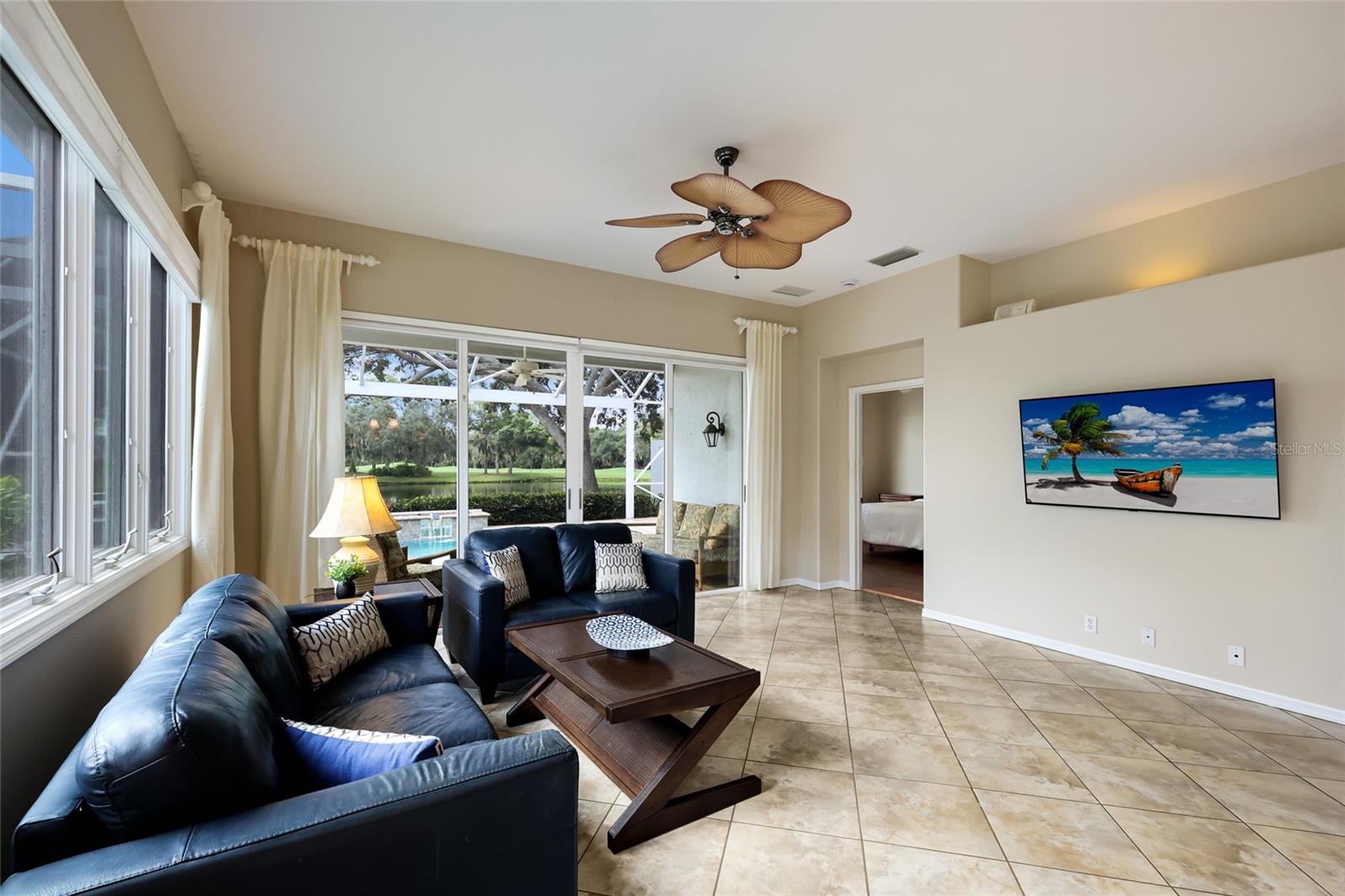 8728 52nd Dr E Property Photo 10