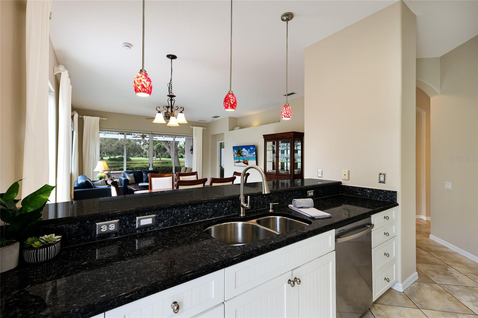 8728 52nd Dr E Property Photo 16