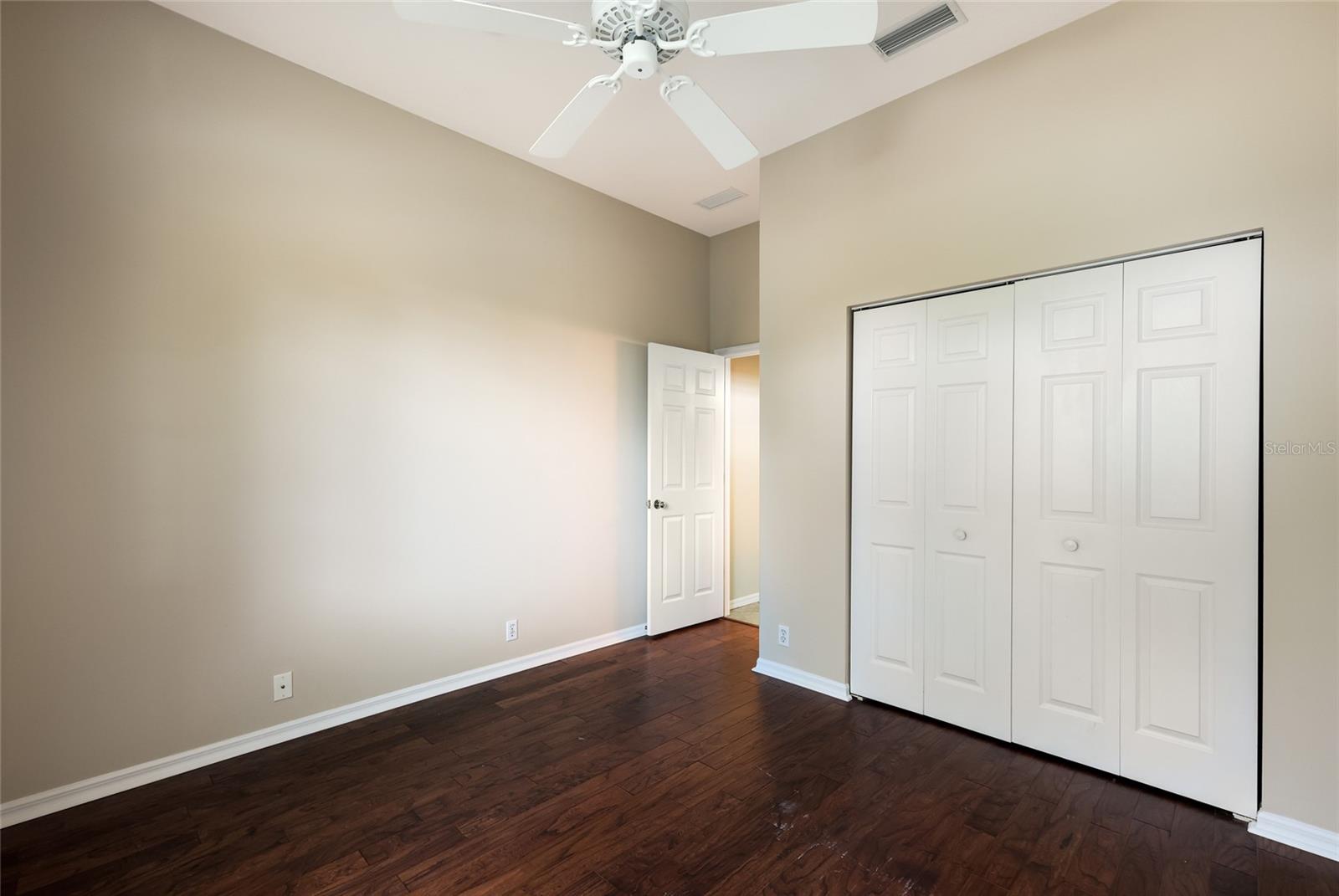 8728 52nd Dr E Property Photo 23