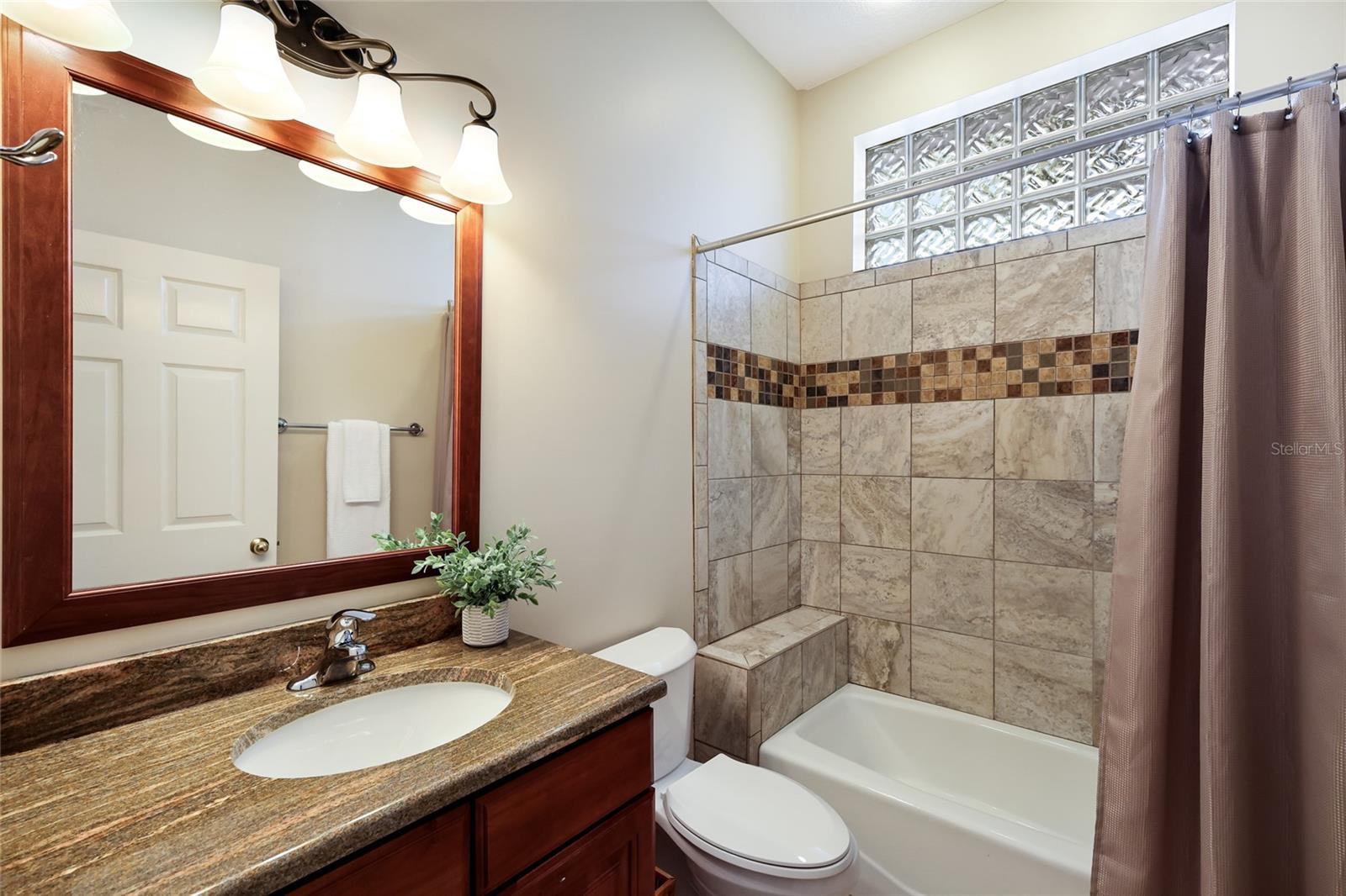 8728 52nd Dr E Property Photo 24