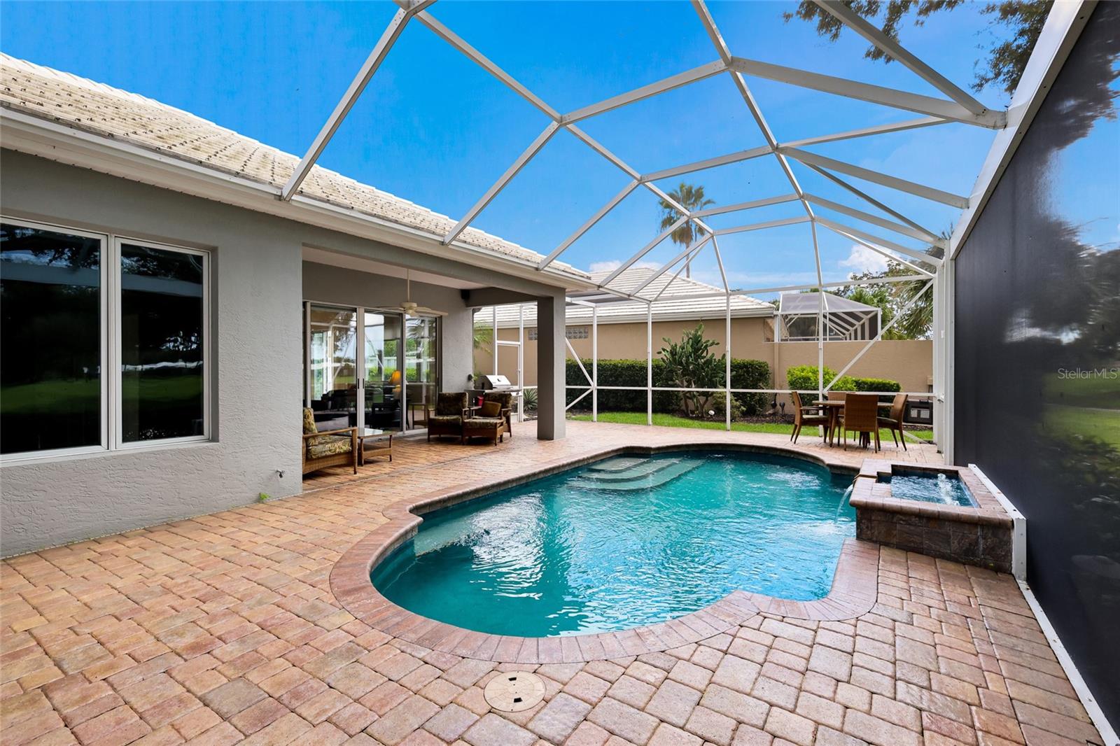 8728 52nd Dr E Property Photo 32