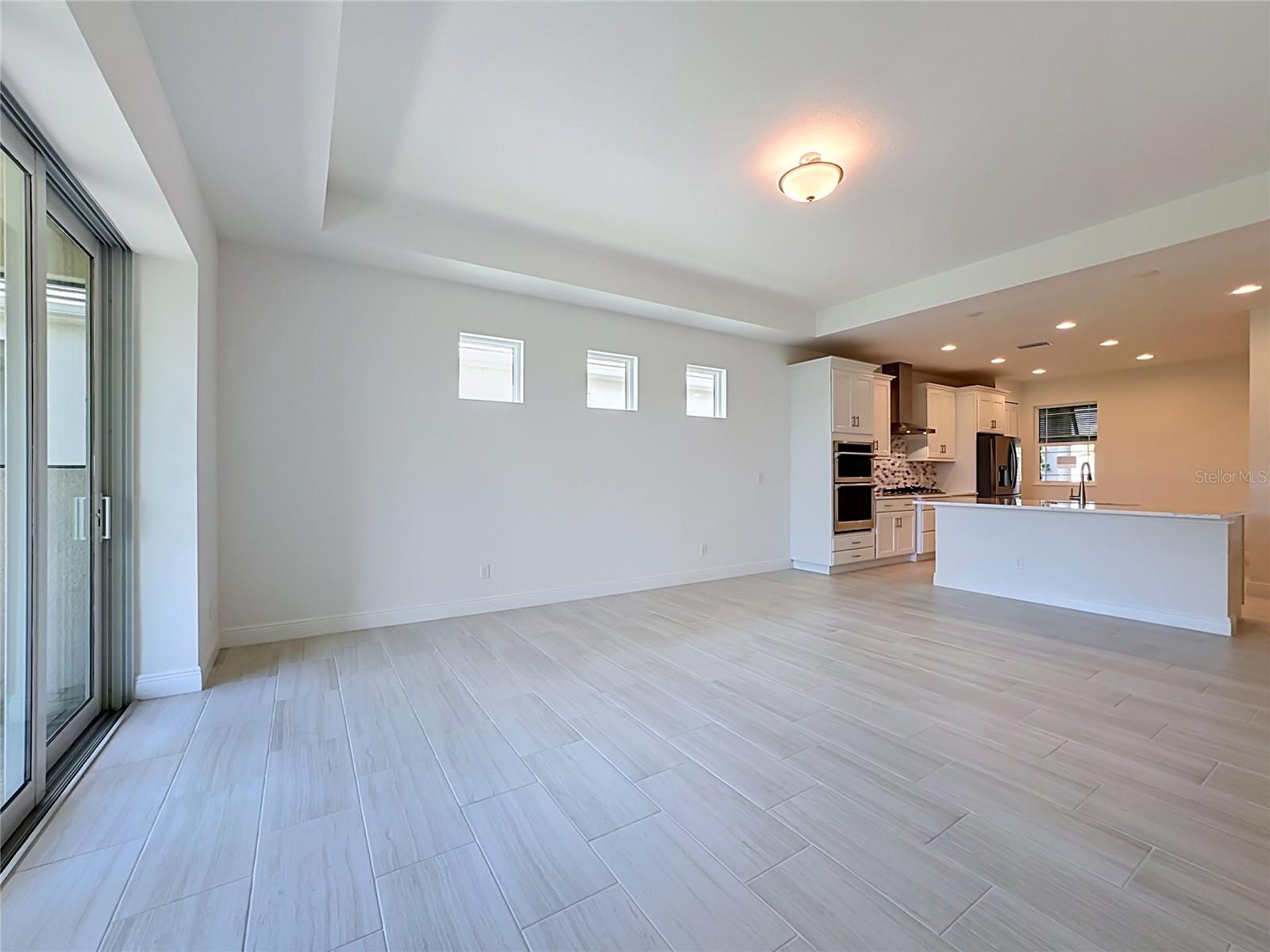10618 Klee Ave Property Photo 18