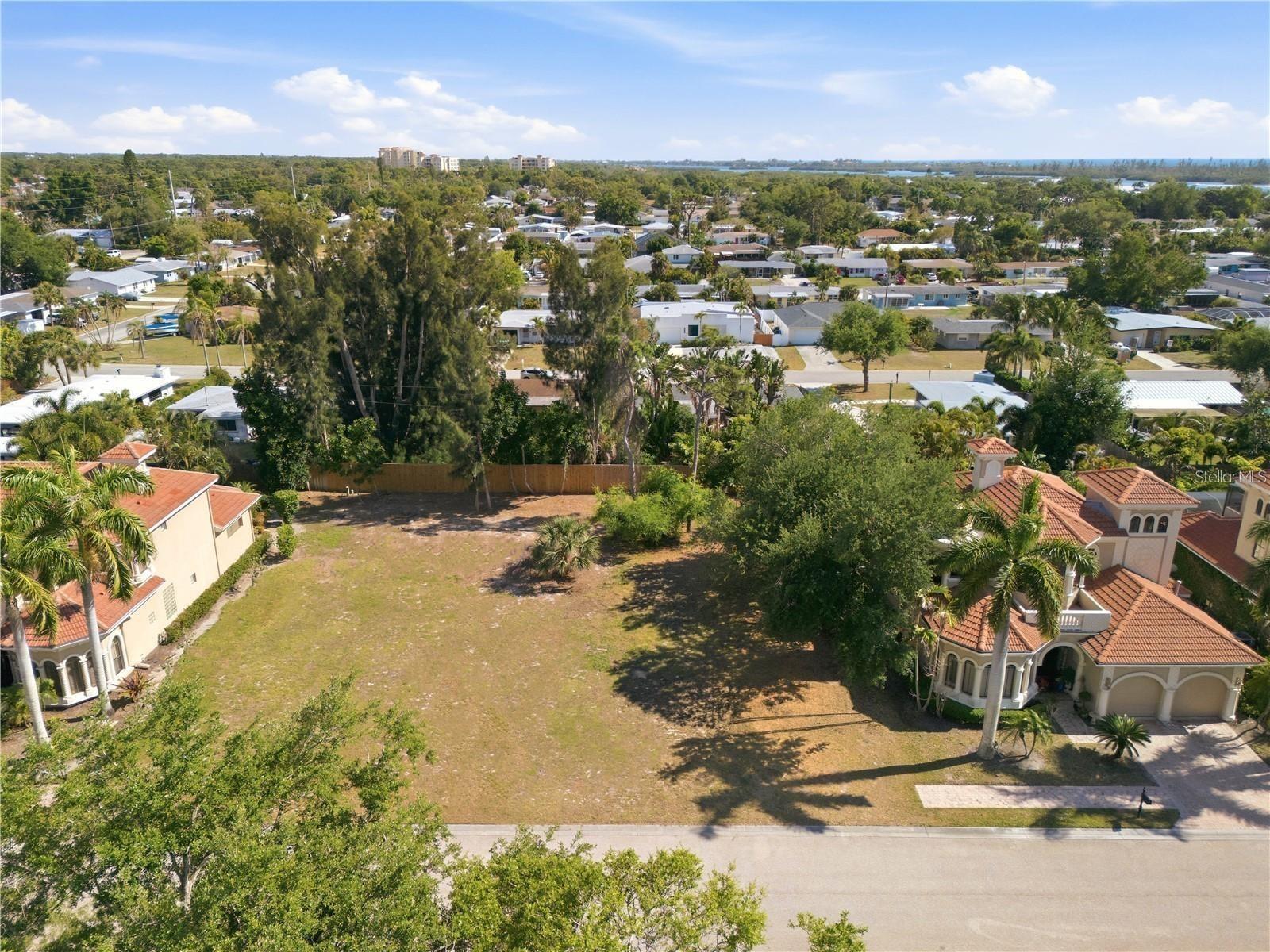 1740 Assisi Dr Property Photo 8