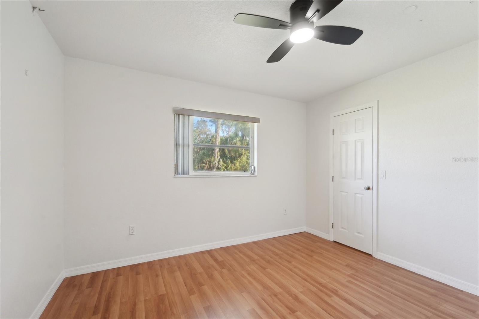 510 Border St Property Photo 24