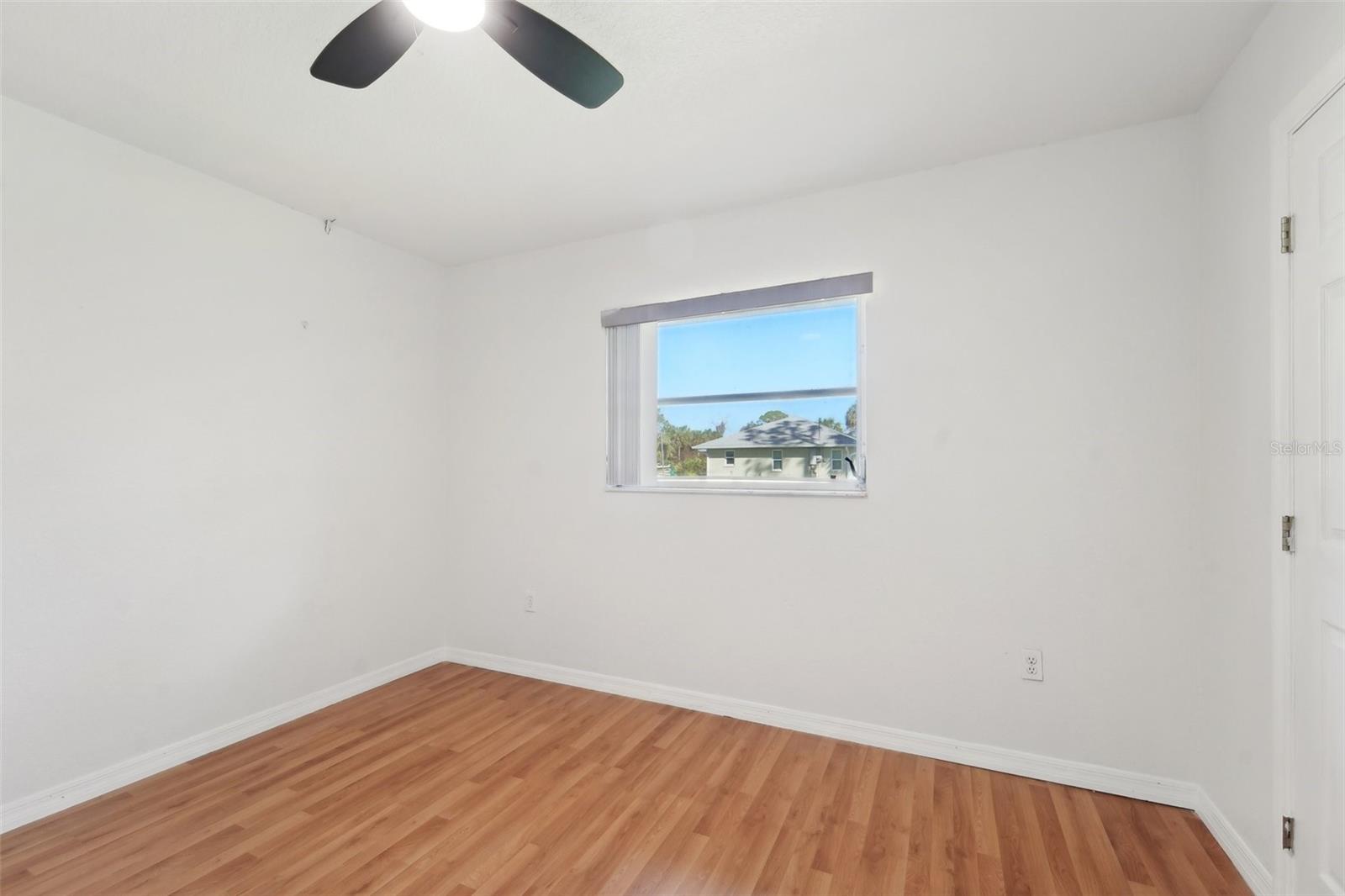 510 Border St Property Photo 25
