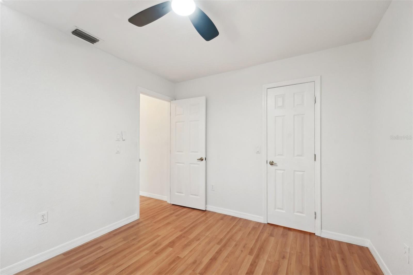 510 Border St Property Photo 28