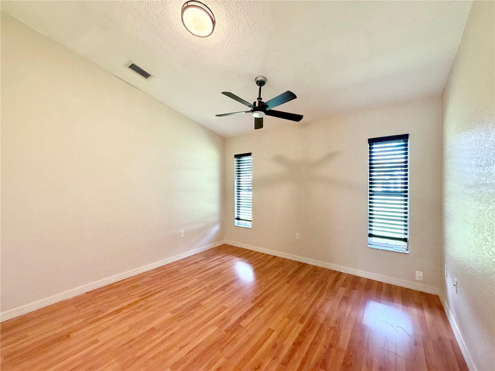 510 Border St Property Photo 29