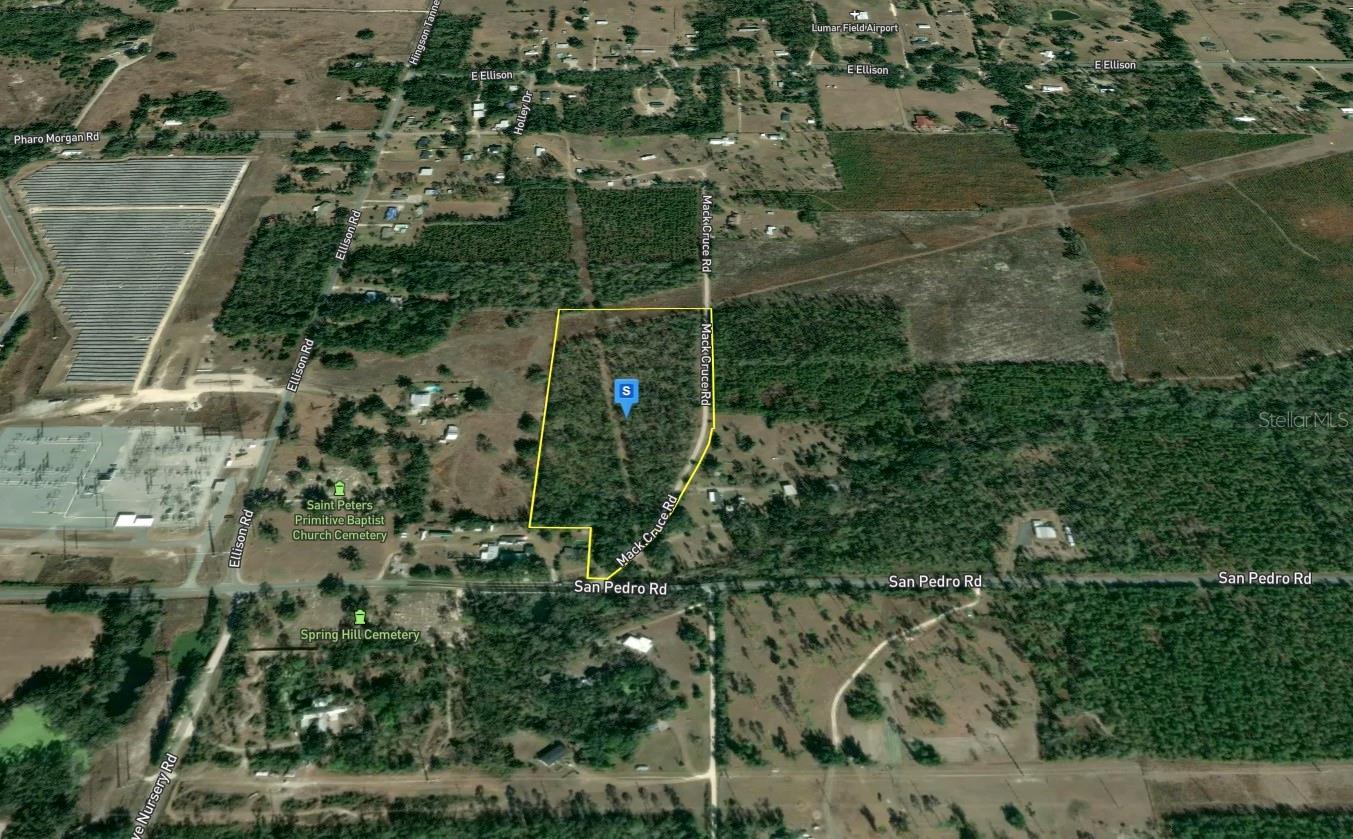 1 Mack Cruce Rd Property Photo 3