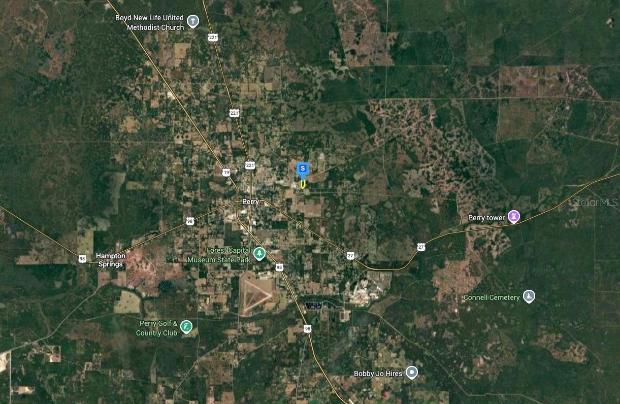 1 Mack Cruce Rd Property Photo 4