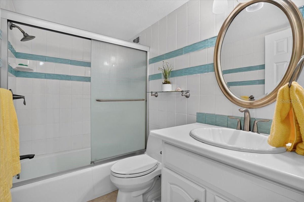 5200 Gulf Dr #107 Property Photo 23