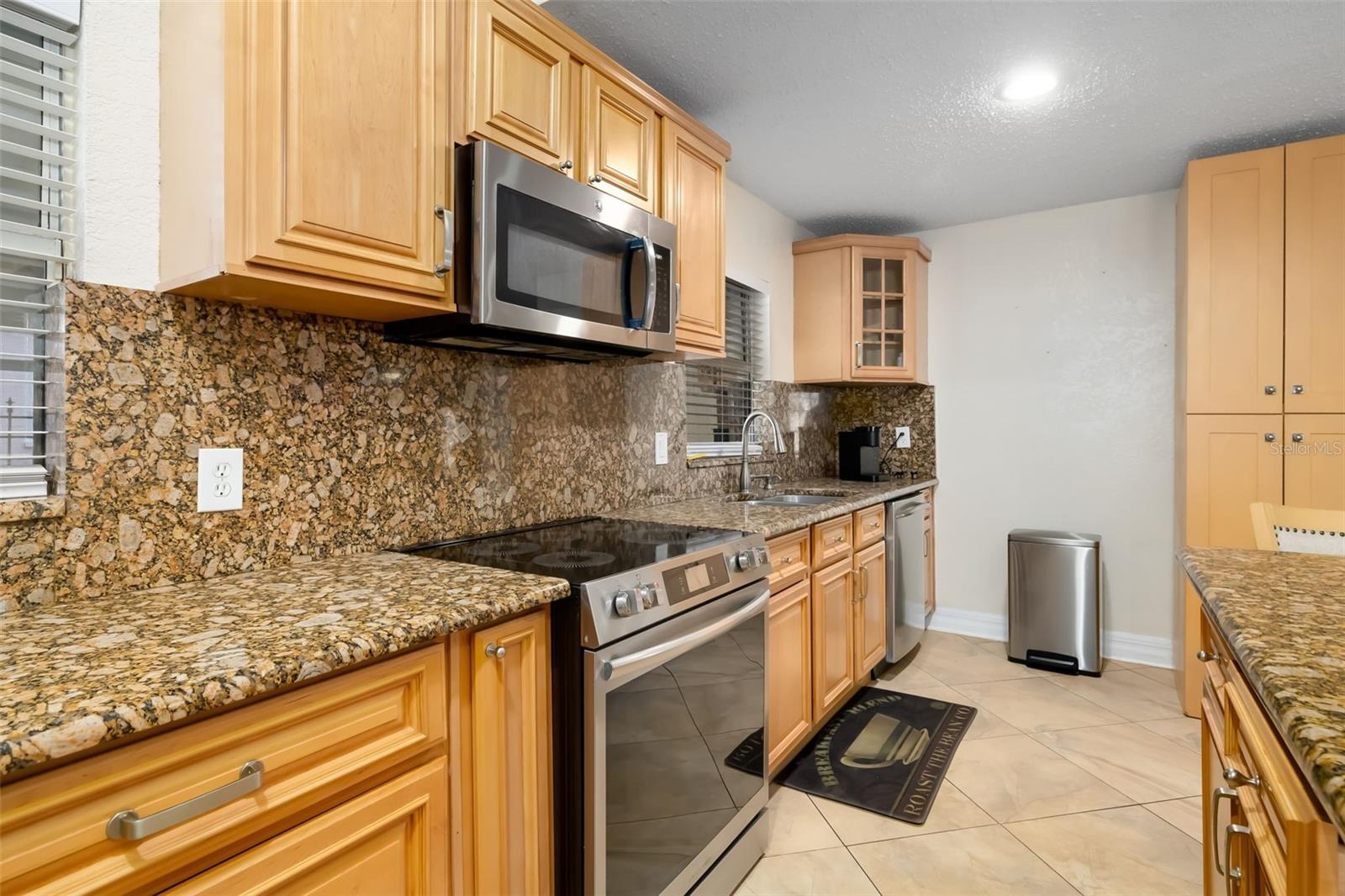 6012 Francis Dr Property Photo 16