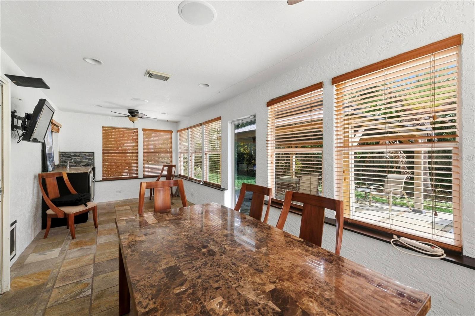 2429 Whippoorwill Cir Property Photo 24