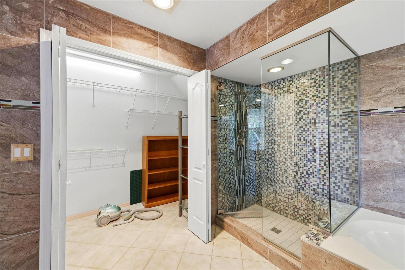 2429 Whippoorwill Cir Property Photo 39