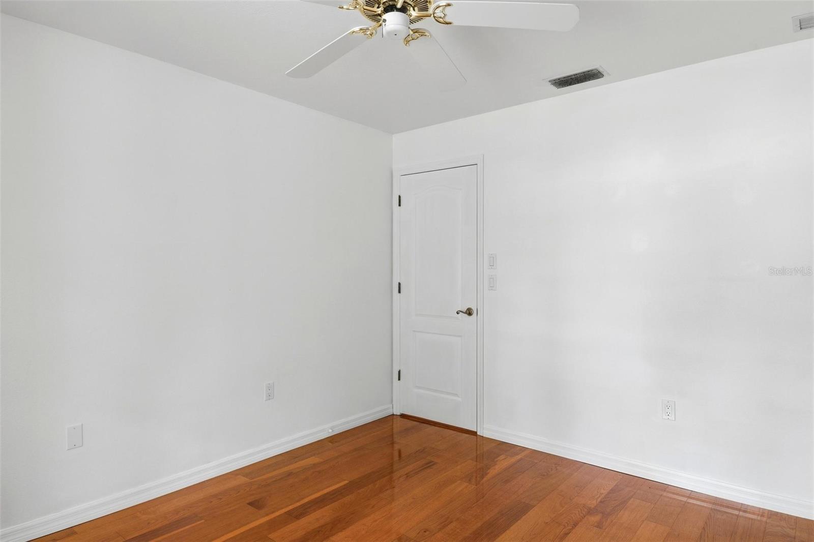 2429 Whippoorwill Cir Property Photo 45