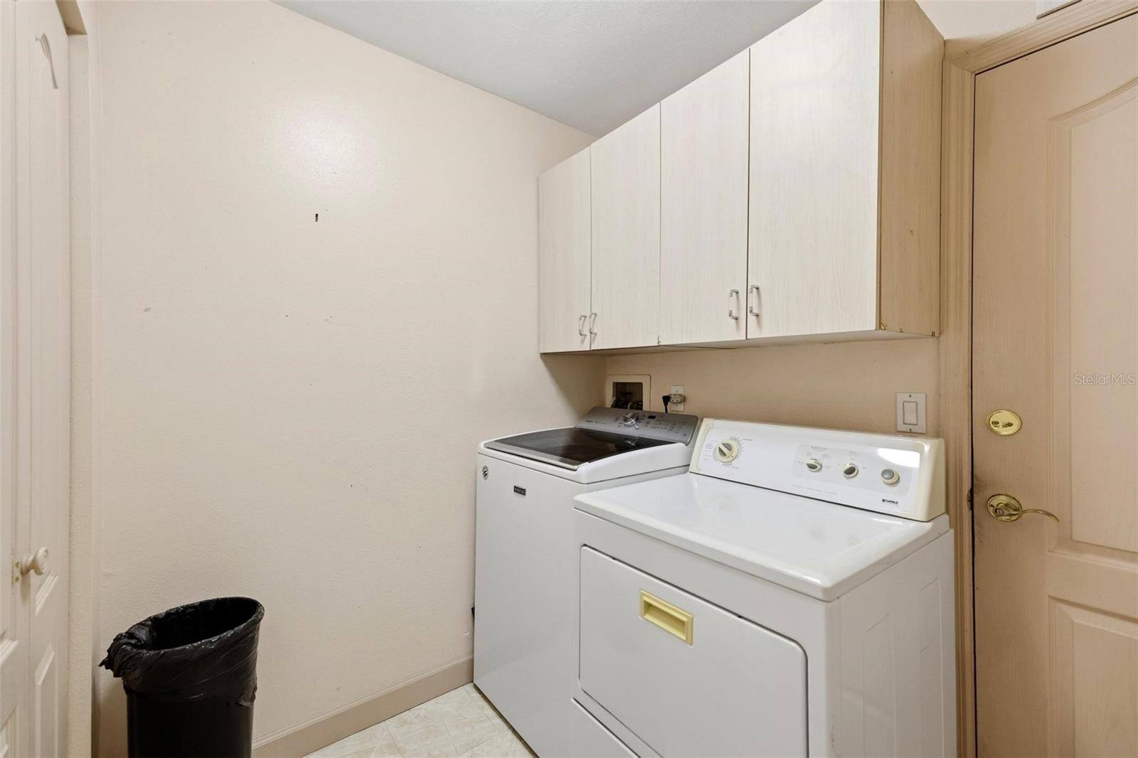 2429 Whippoorwill Cir Property Photo 49
