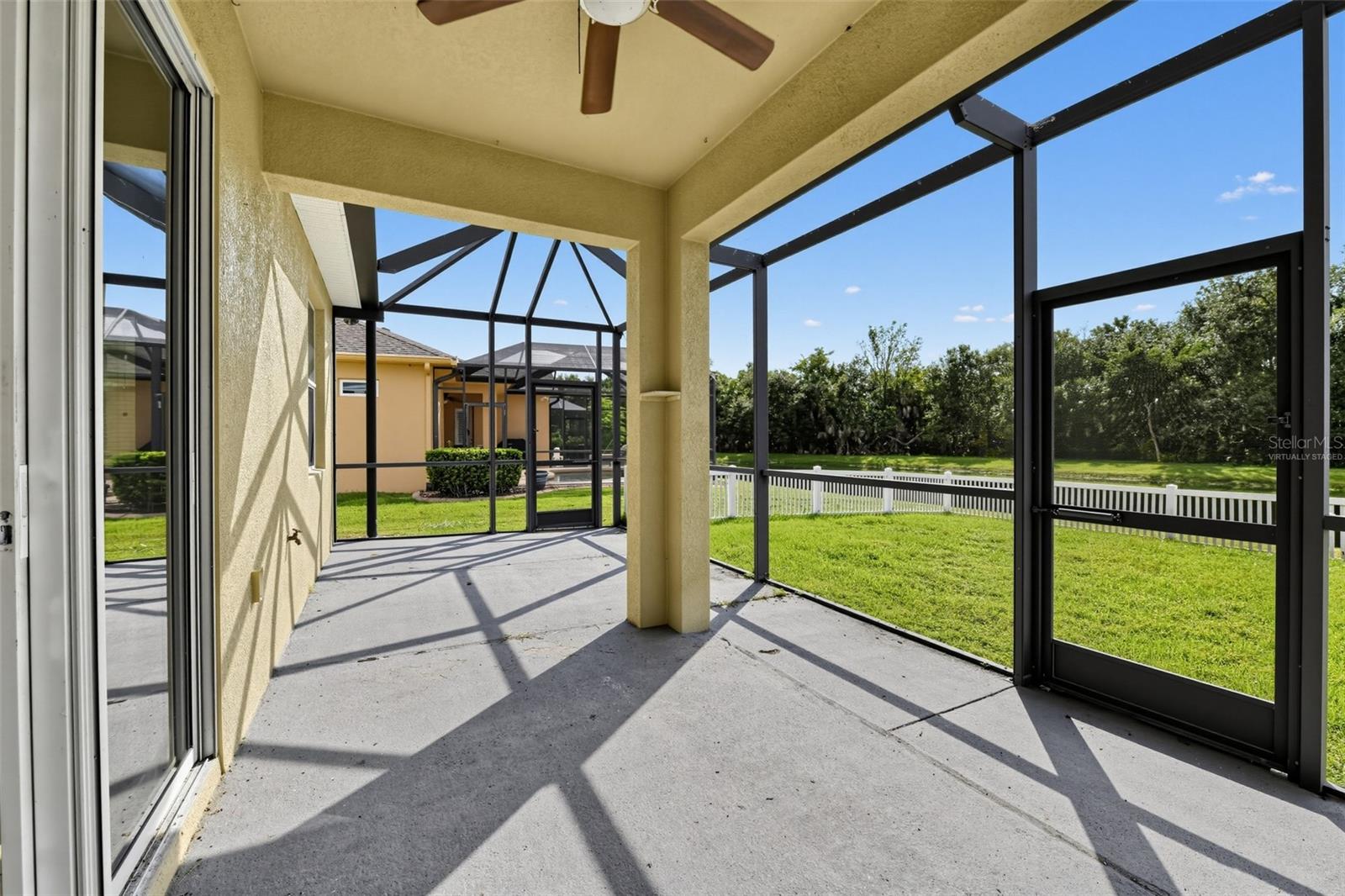 12218 Lavender Loop Property Photo 3