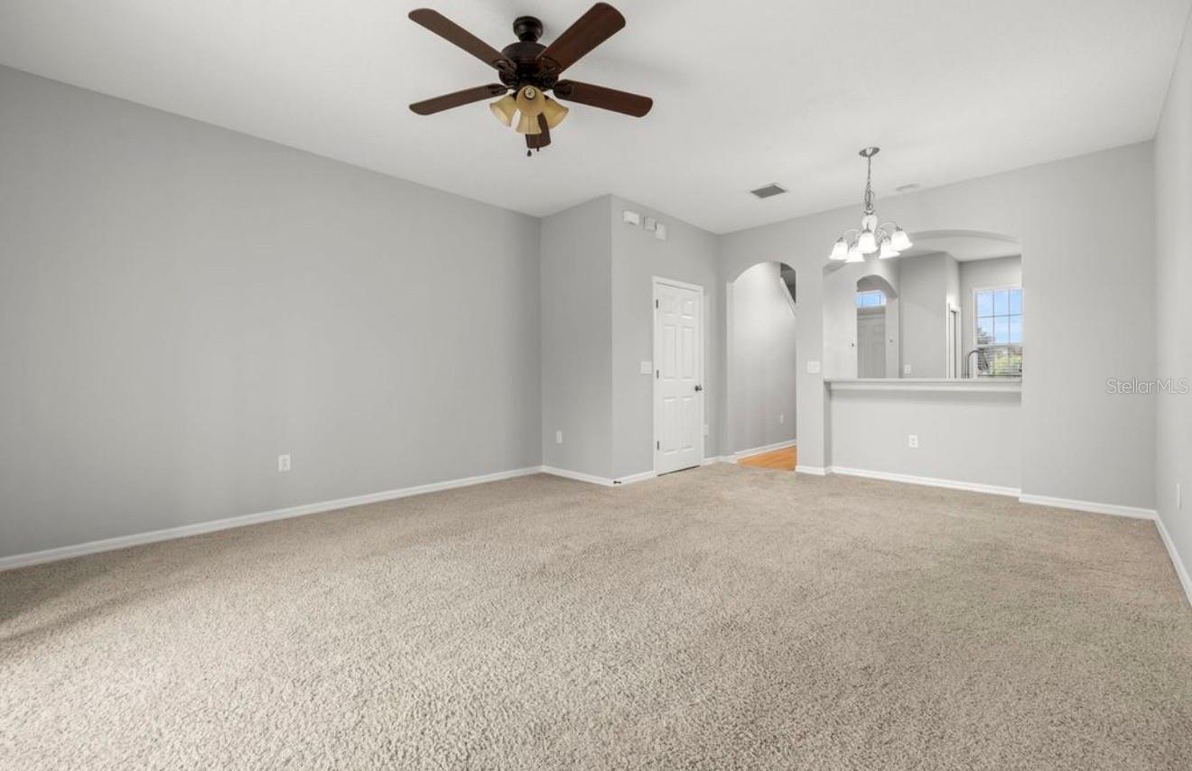 8832 Red Beechwood Ct Property Photo 2