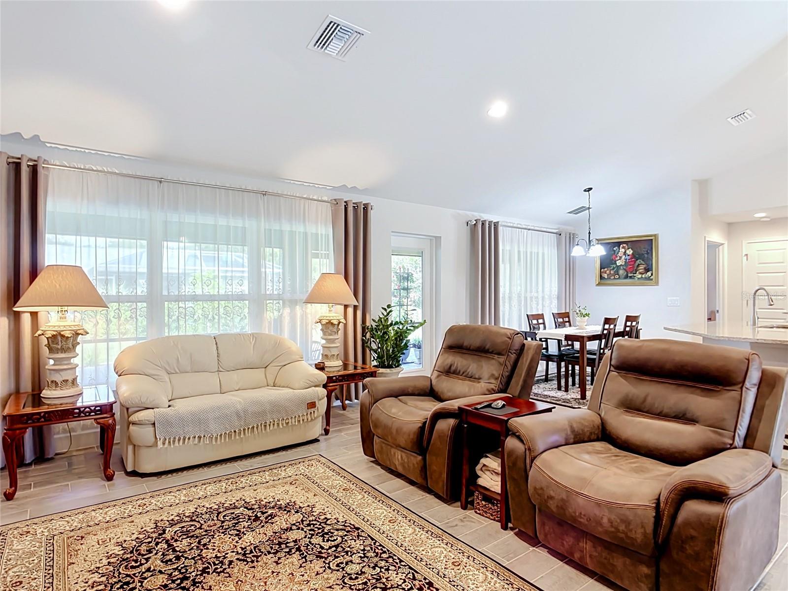 2461 S Cranberry Blvd Property Photo 27