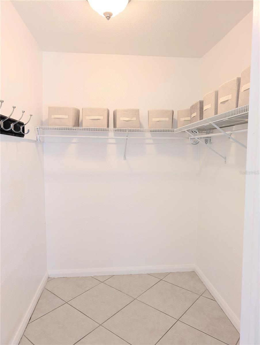 1010 Indian Beach Dr Property Photo 5