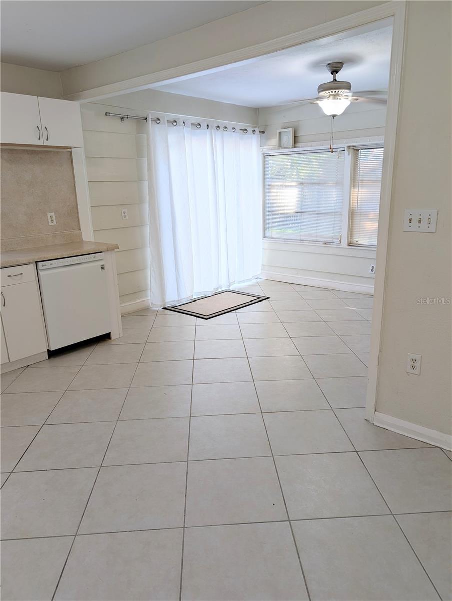 1010 Indian Beach Dr Property Photo 6