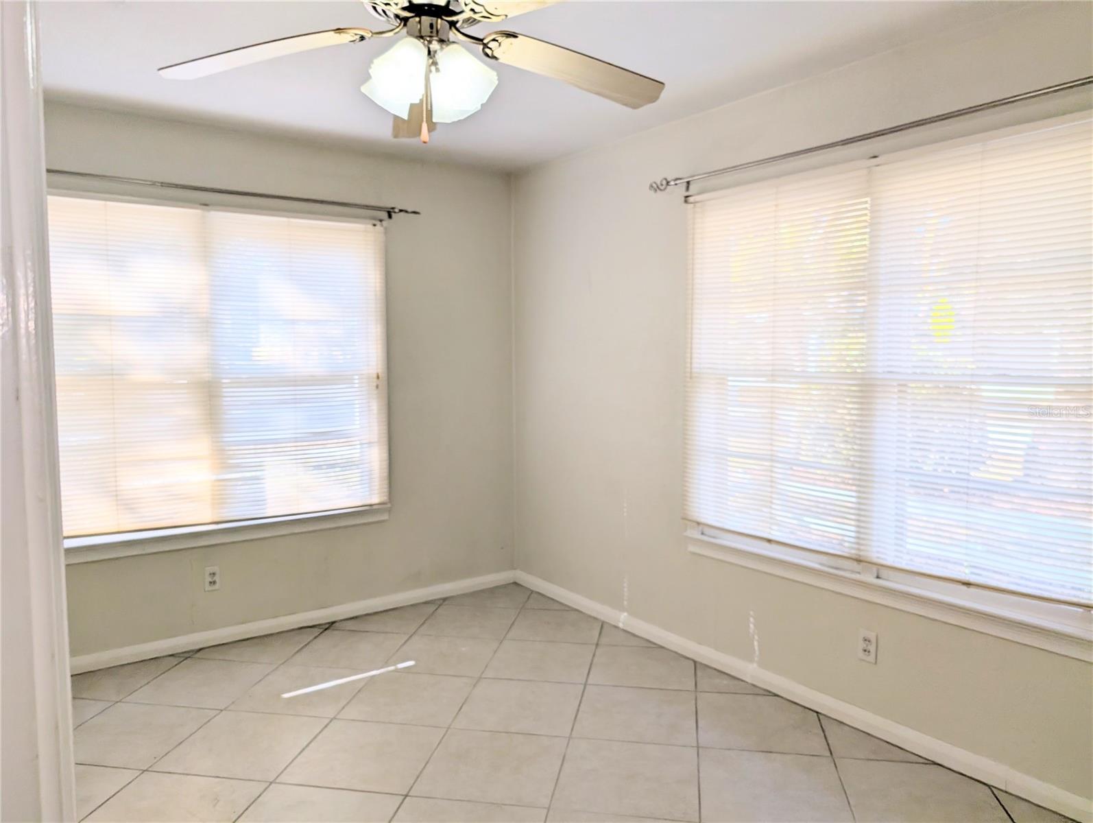 1010 Indian Beach Dr Property Photo 10