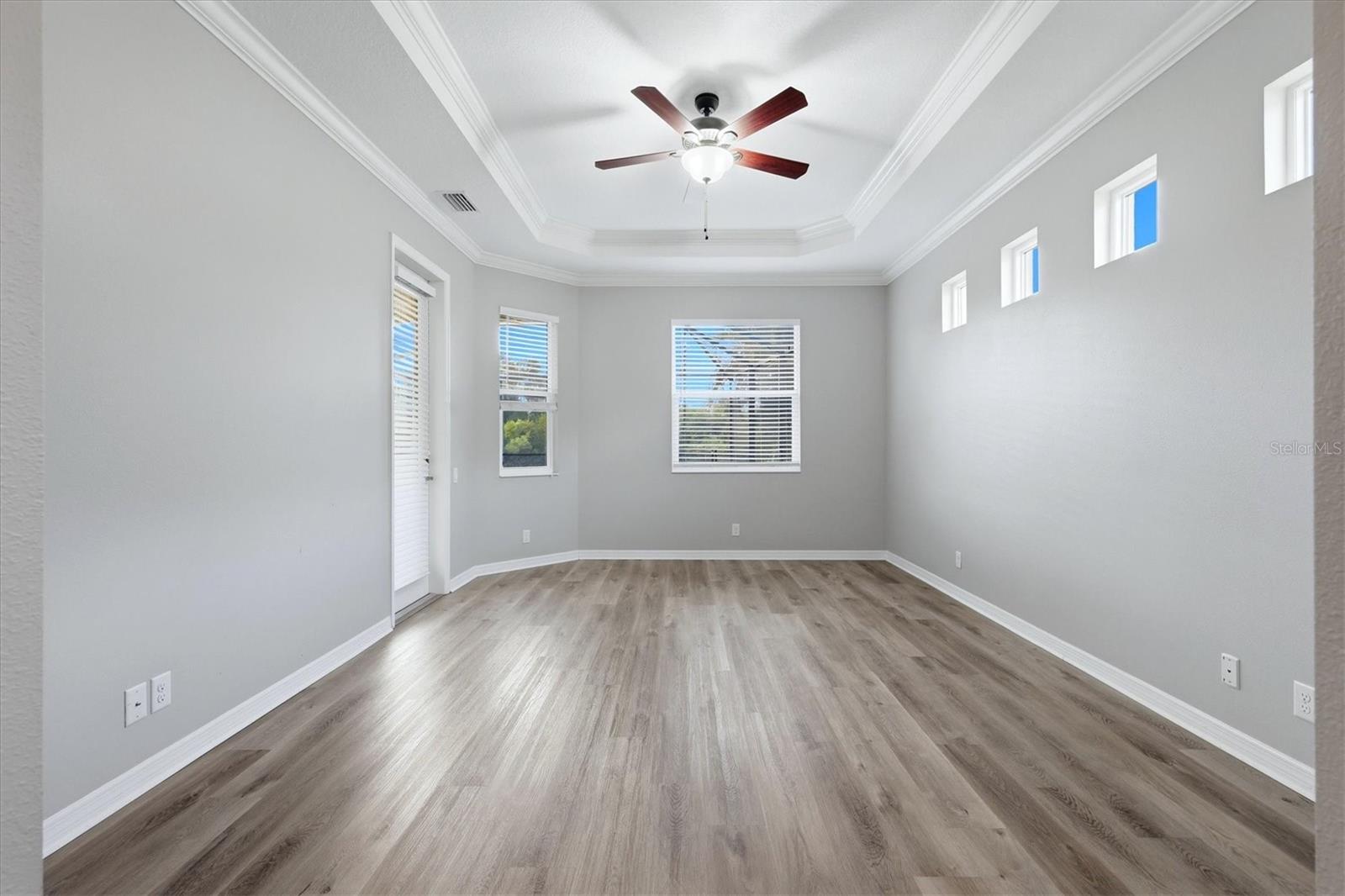 640 Honeyflower Loop Property Photo 23