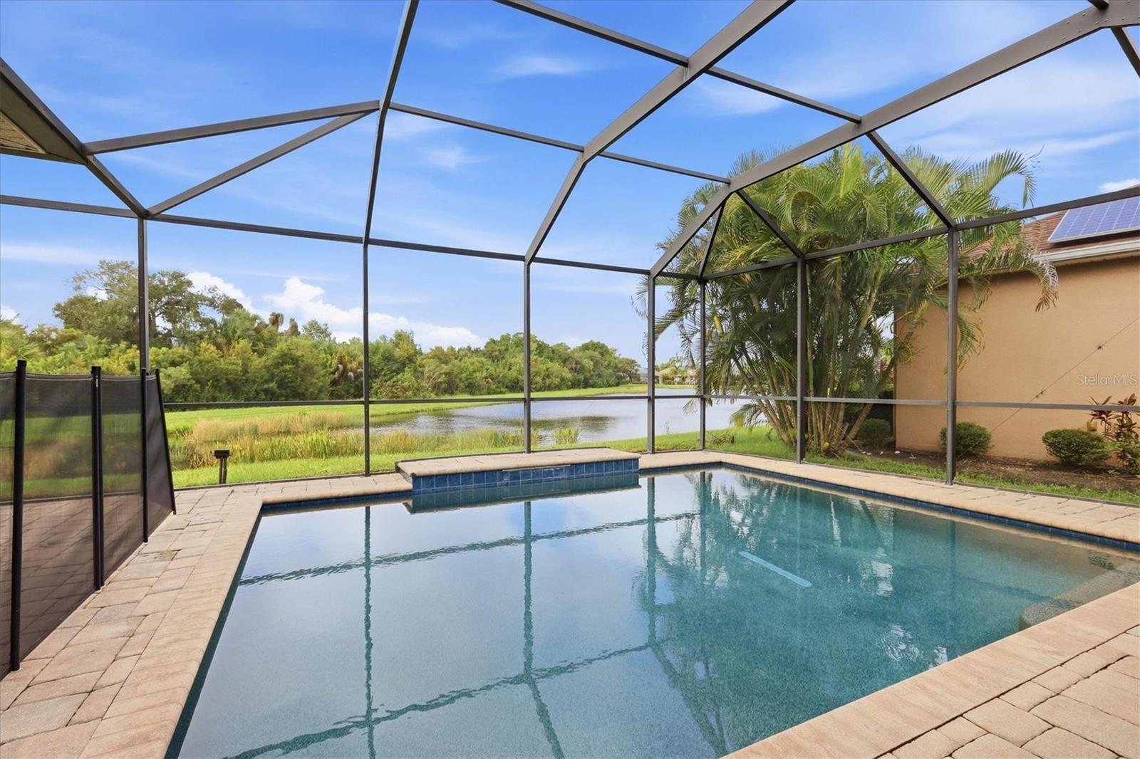 640 Honeyflower Loop Property Photo 38