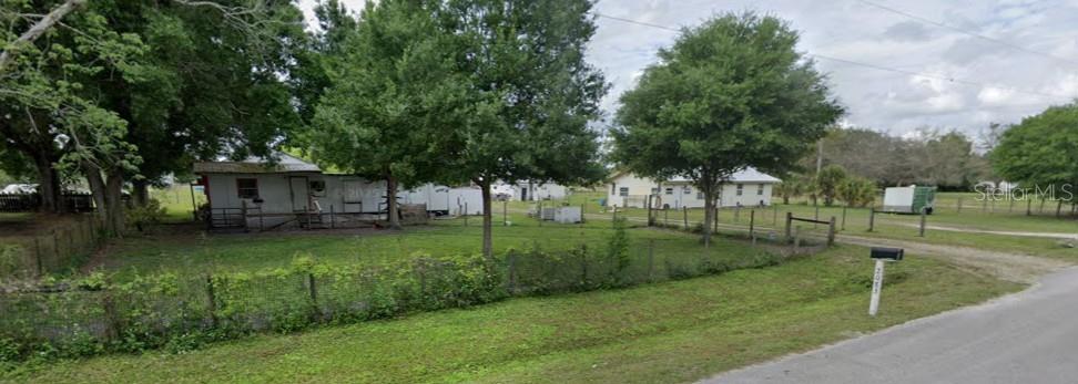 2083 Nw 38th Ave Property Photo 1
