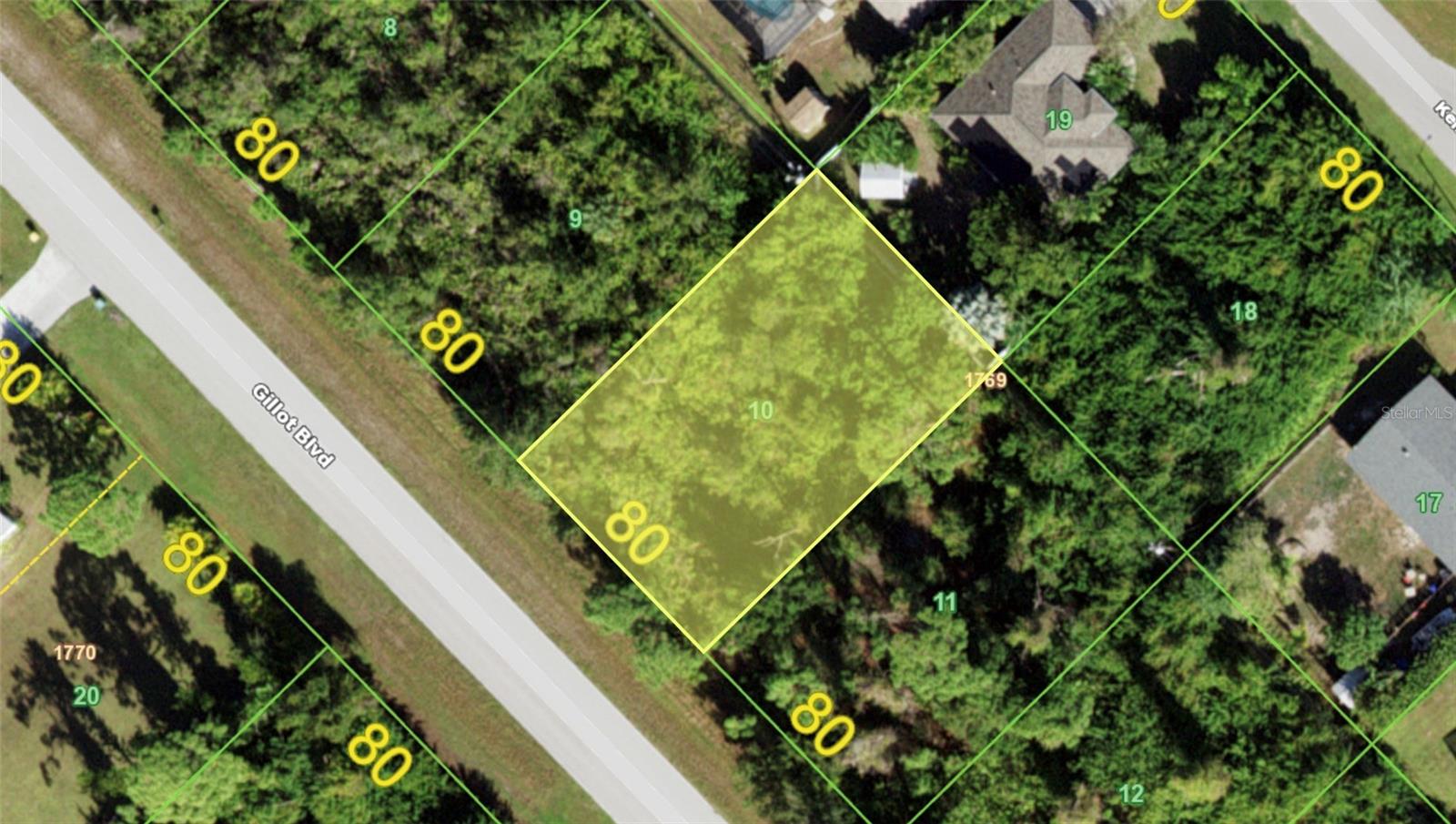 5552 GILLOT BLVD Property Photo 1