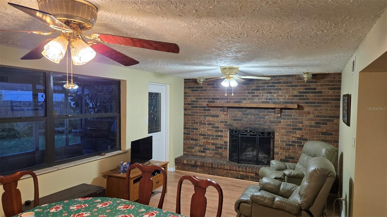 3763 Kosten Pl Property Photo 7