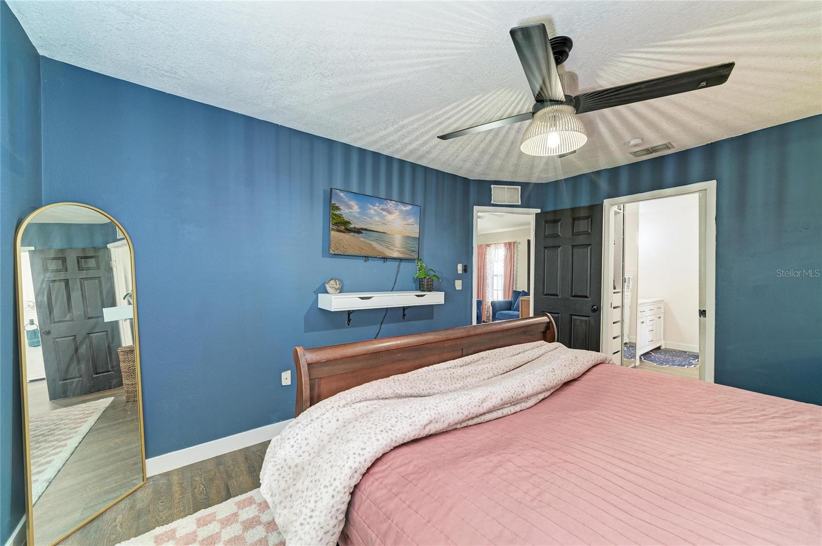 9812 44th Street Ct E Property Photo 17